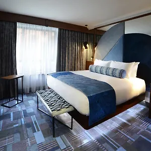 **** Hotel Arthaus Irlande