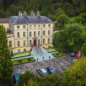 Maryborough & 4*, Cork Irlanda