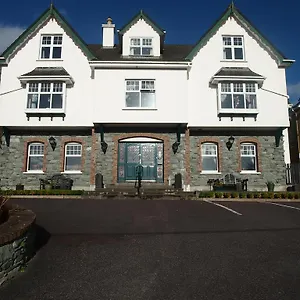 Woodlawn House *** Cill Airne