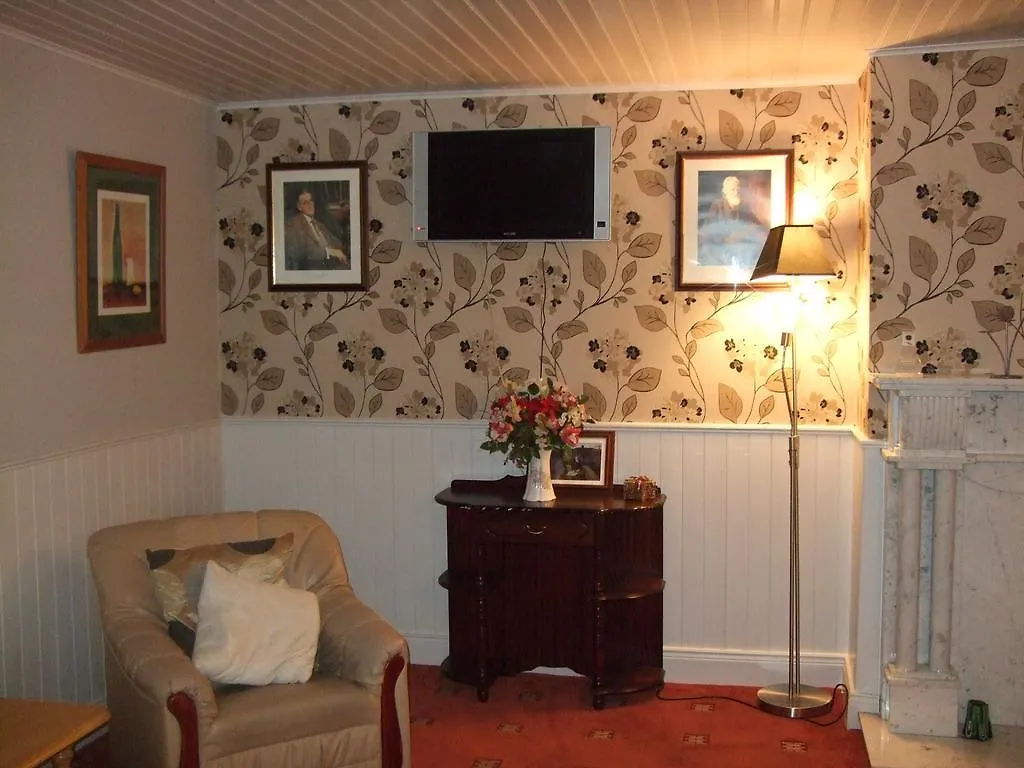 Harmony Inn - Kingscourt Cill Airne 3*,